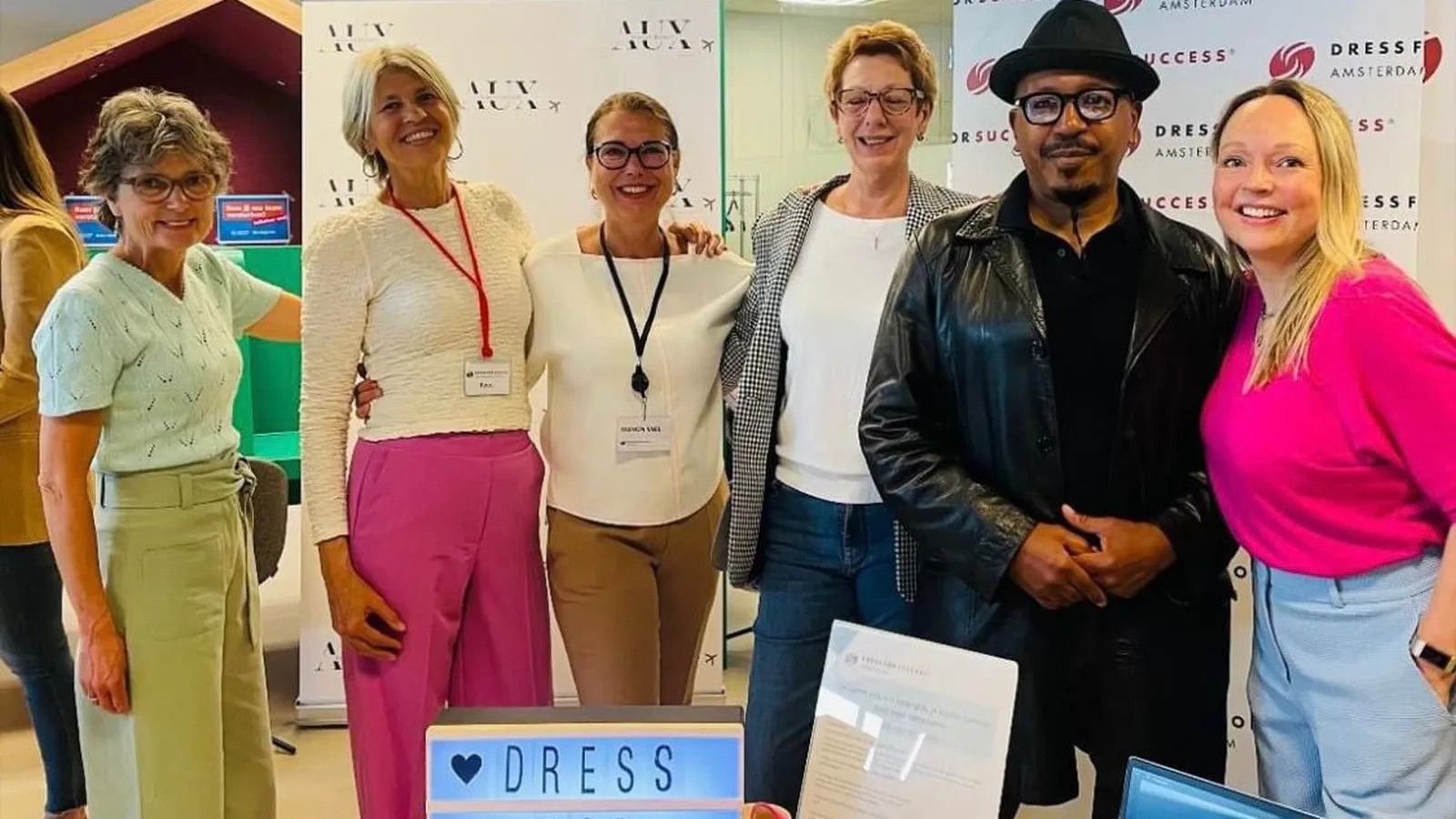 Dress for Success Amsterdam foto 7